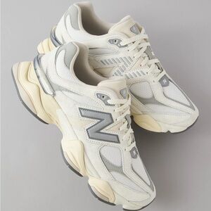 New Balance 9060 "Sea Salt" men’s 13. Will ship in alternate box.